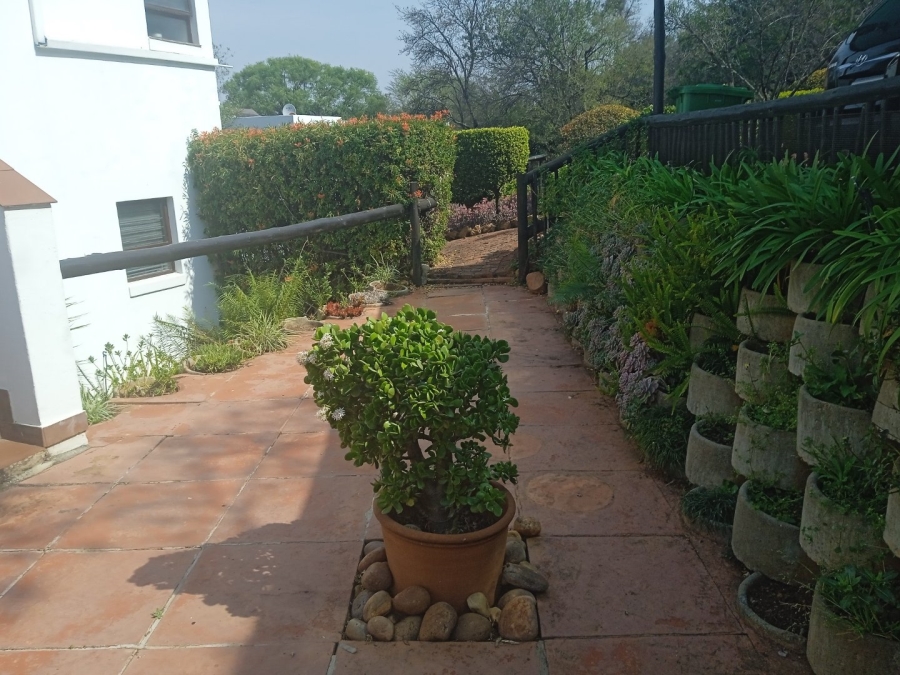 To Let 1 Bedroom Property for Rent in Kosmos North West